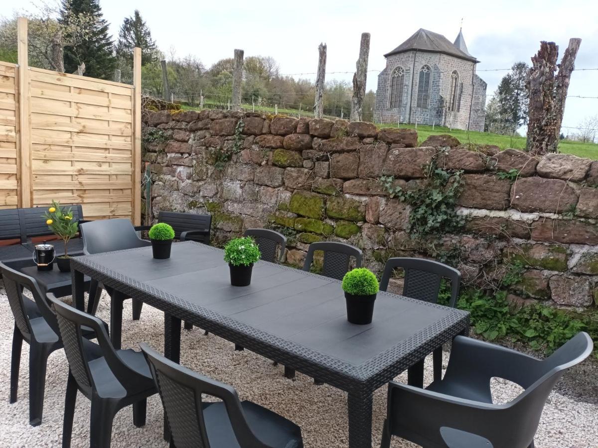Gite De Cyrielle Et Pascal Classe 3 * Villa Saint-Sauveur  Екстериор снимка